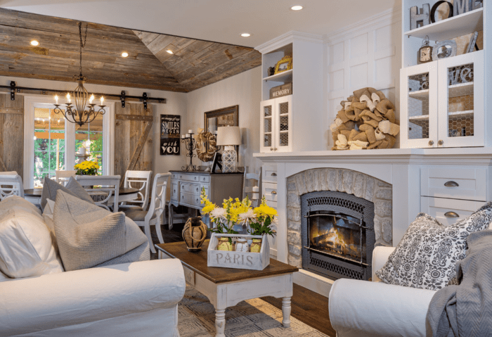 How to decorate farmhouse living room