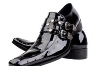 Patent leather men's dress shoes