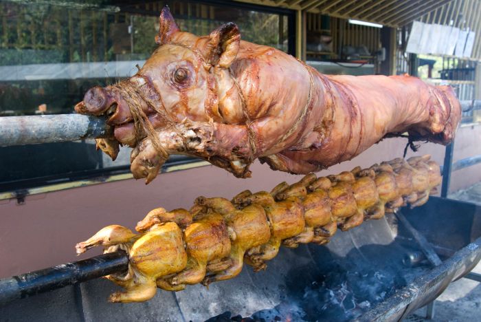 Puerto rico el lechón lechon roast pork wsj where find hernan rodriguez